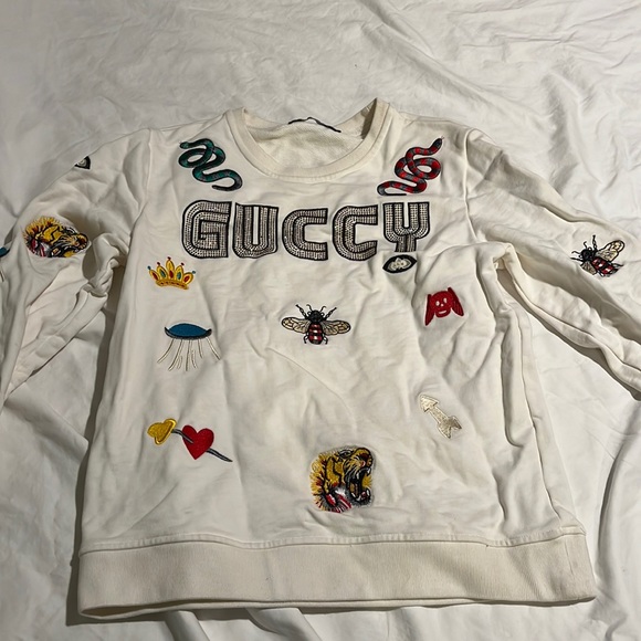 Beige sweater - Picture 1 of 3